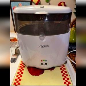 Dr Browns Bottle/Pacifier sterilizer